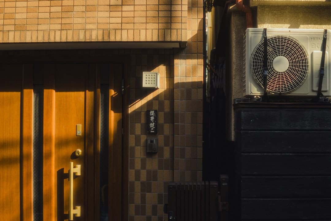 重庆首部援藏体裁电影《藏地心迹》举办首映礼